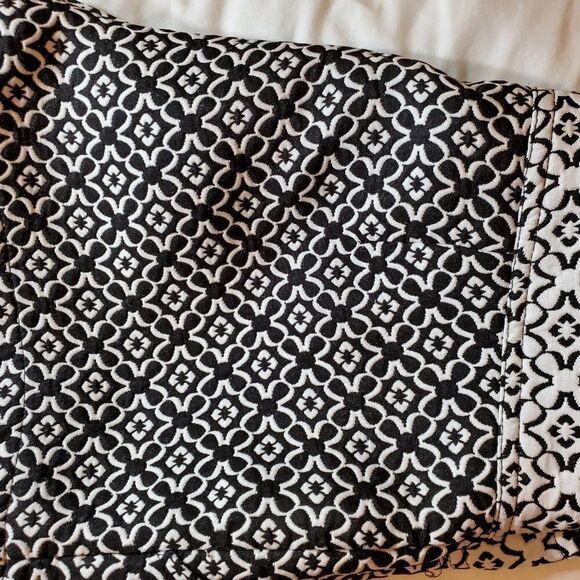 BRAND NEW SANS SOUCI FLORAL PATTERN DESIGN PRINT WOMEN"S SHORTS - Picture 10 of 10